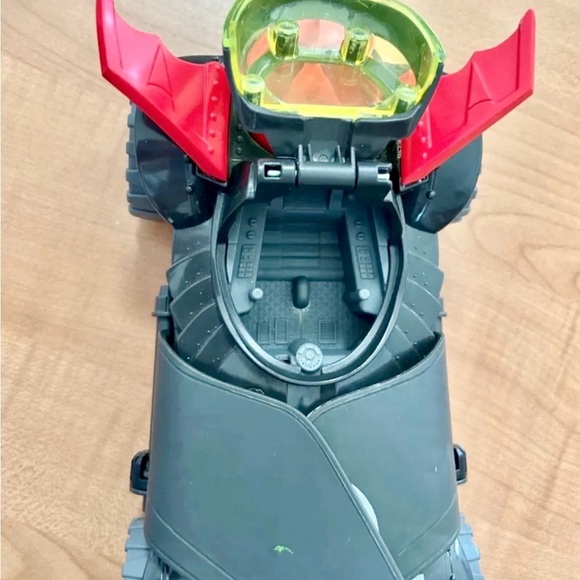 Batmobile imaginext DC super friends ninja armor toy - Picture 5 of 7